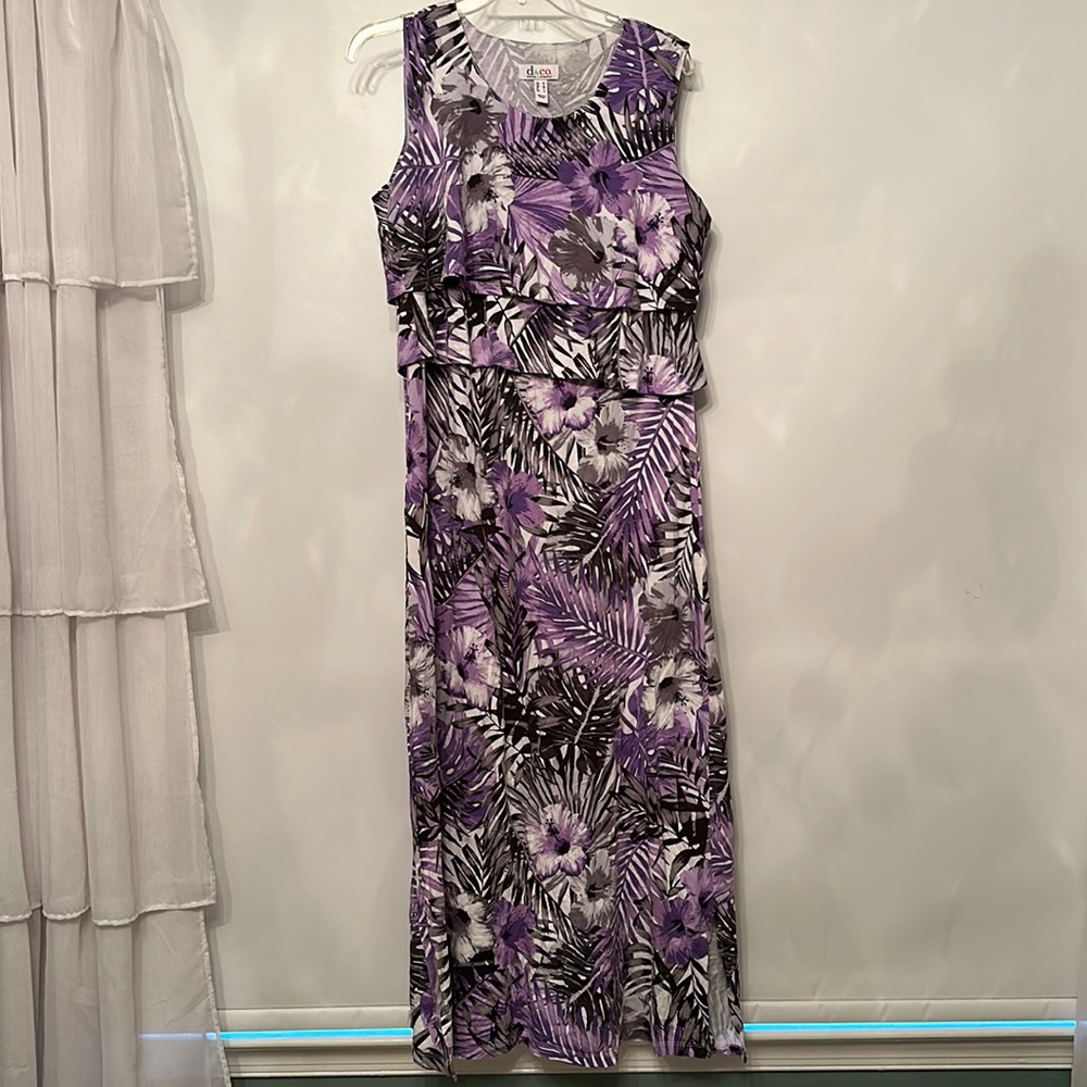 DENIM + COMPANY SIZE MEDIUM BLACK, WHITE, AND PURPLE MAXI DRESS